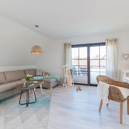 Ferienwohnungen Haus Am Strand Zingst Eksteriør bilde