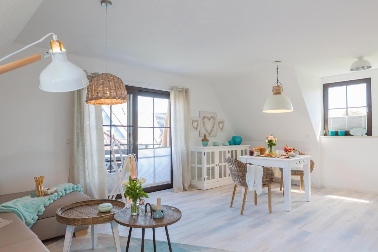 Ferienwohnungen Haus Am Strand Zingst Eksteriør bilde